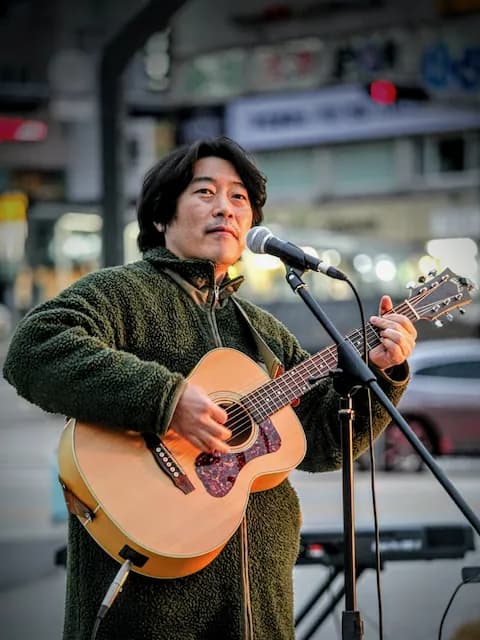 Gilganeun Band Janghyeonho — लोक