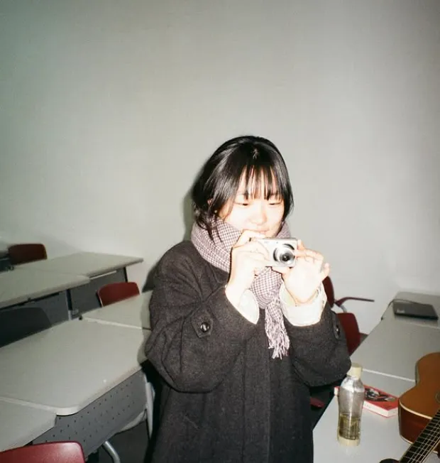 Yoon Seonae — लोक