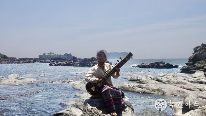 Álbum‑projeto lançado para denunciar a dor da guerra e despertar o valor da paz